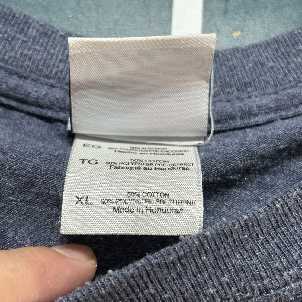 New York Yankees Majestic T-Shirt Men's XL Big Logo Baseball Tee Blue Gray MLB - Picture 5 of 8